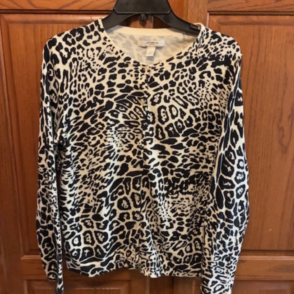 Liz Claiborne New York Womens Black & White Leopard print sweater PL